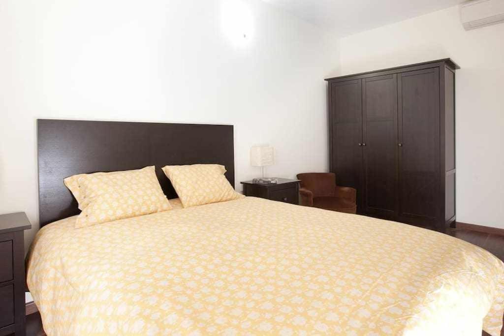 Apart Centrico Con Terraza En Gracia Barcelona Bagian luar foto